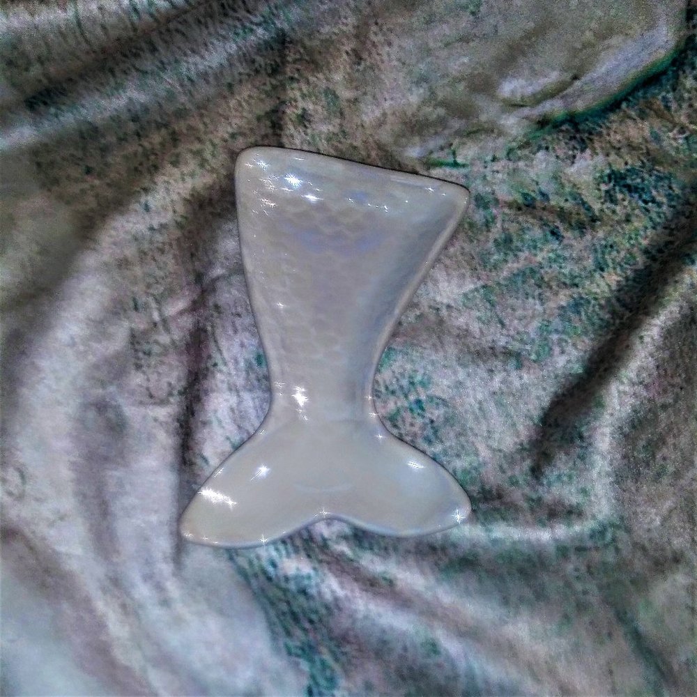 White Mermaid Trinket Tray For Your little Mermaid - Picture 5 of 10